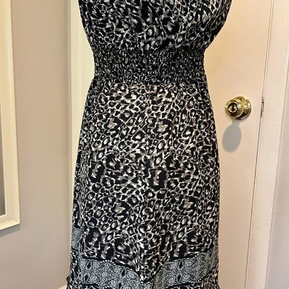 Cassee's Black Gray Animal Print Ruffle bottom Maxi Dress, Size Medium - Picture 10 of 15